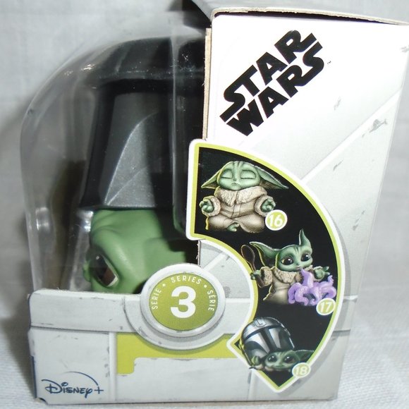 Star Wars The Bounty Collection Series 3 The Child (GROGU) Helmet Peeking Pose - Picture 2 of 5